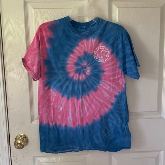 Shirt - Picture 1 of 2
